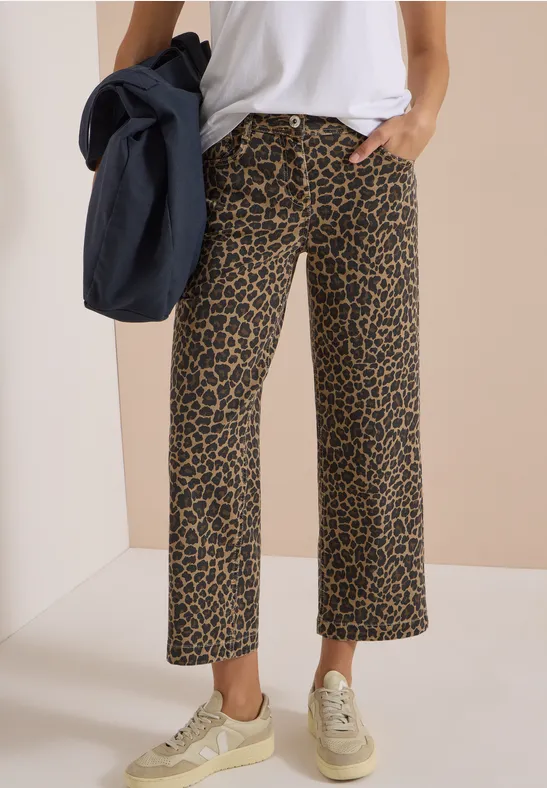 High-Waist-Jeans mit weitem Bein und Leo-Print