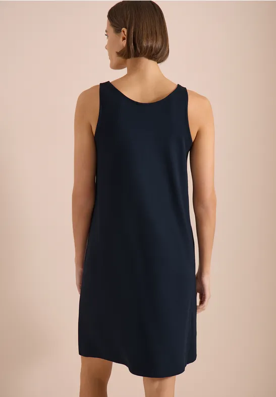 Knielanges Jerseykleid mit Knotendetail