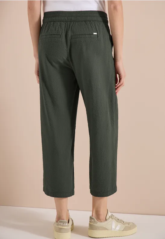 Hochtaillierte Wide-Leg-Culotte aus Seersucker