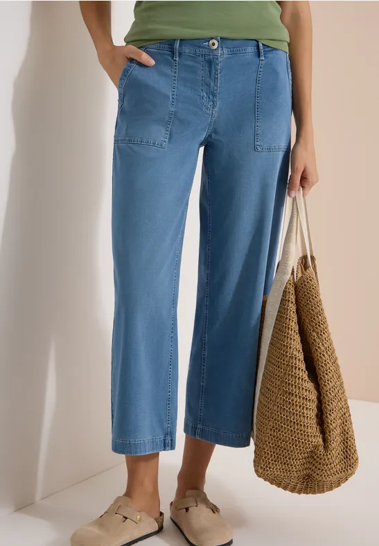 High-Waist-Jeans mit Barrel-Leg-Schnitt