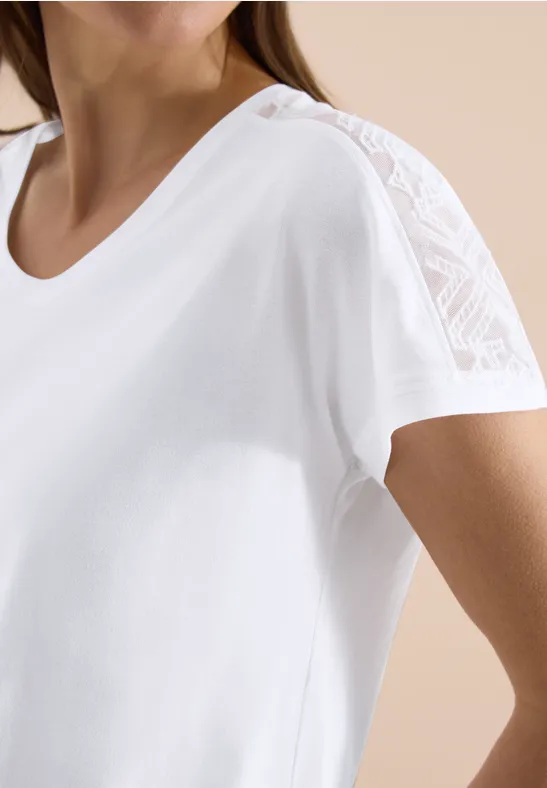 V-Shirt mit Spitzenbesatz an Schultern
