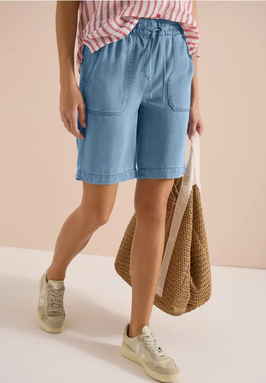 Leichte Lyocell-Shorts mit geradem Bein