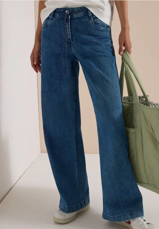 High Waist Jeans im Loose Fit