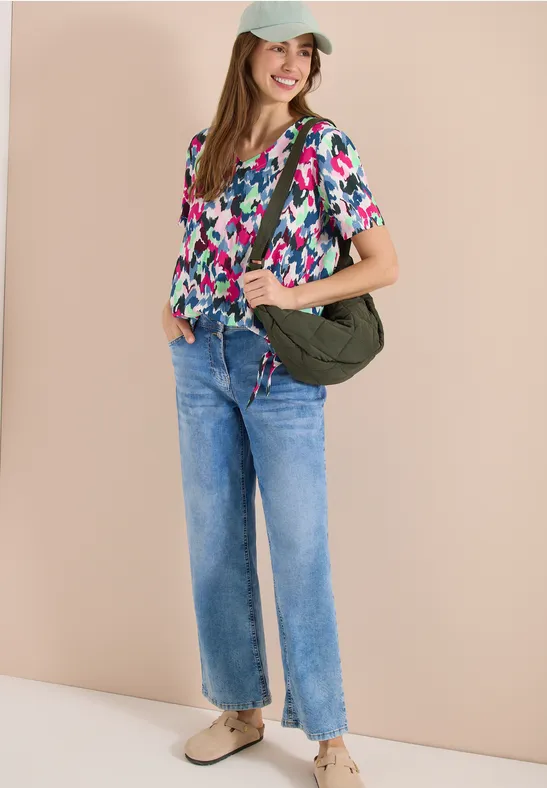 V-Ausschnitt-Blusenshirt mit abstraktem Muster