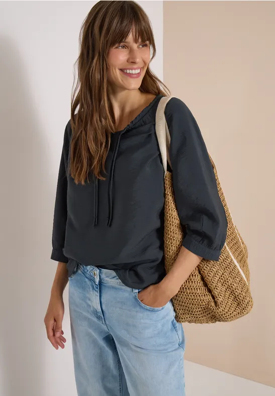 Fließende Carmen-Bluse mit Bändern