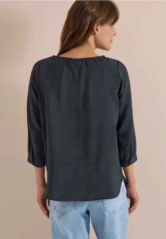 Fließende Carmen-Bluse mit Bändern