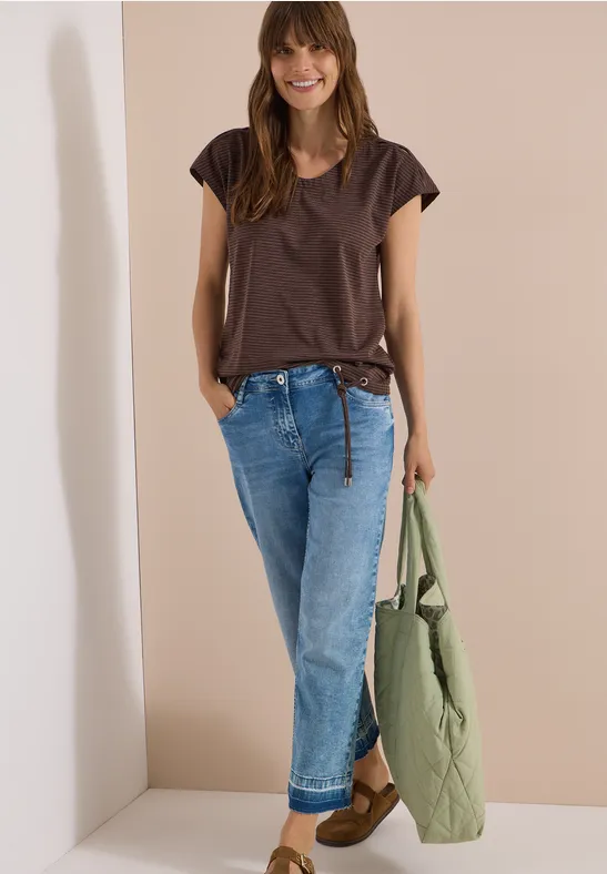 Gestreiftes T-Shirt mit Cut-Out-Schultern
