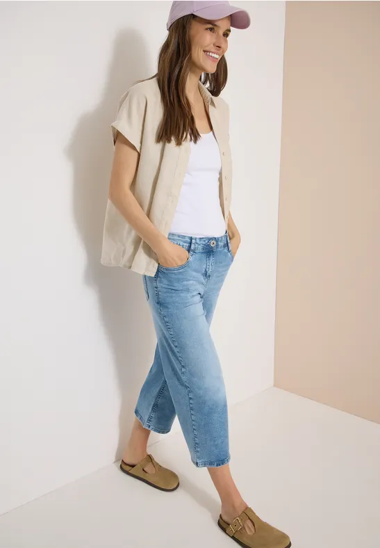Verkürzte High-Waist-Jeans mit weitem Bein