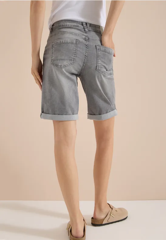 Lässige Slim Leg Jeansshorts