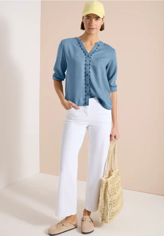 Bluse in Denim-Optik mit Stickerei