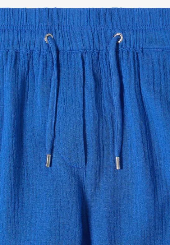 Gekürzte Weitbeinhose aus Musselin