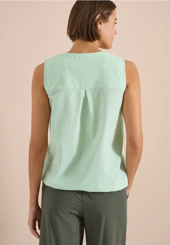 Ärmellose Seersucker-Bluse mit Split-Neck