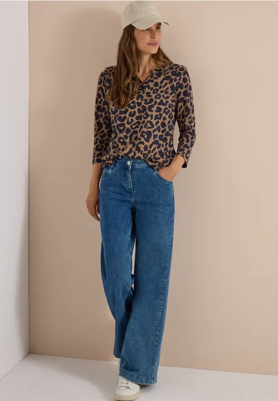 Leoparden-Top mit Split Neck