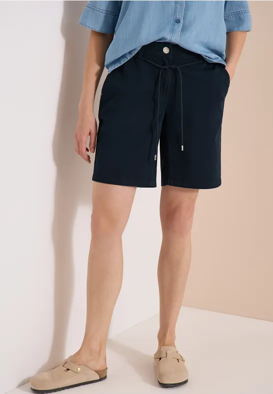 Loose Fit Shorts mit Weitem Bein