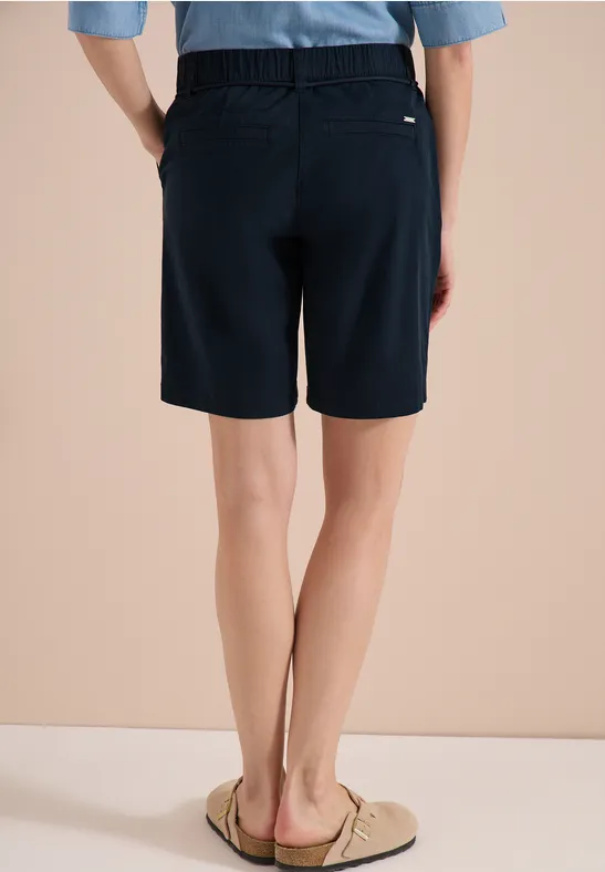Loose Fit Shorts mit Weitem Bein