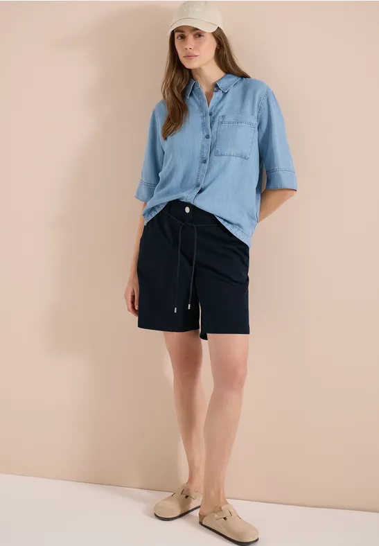 Loose Fit Shorts mit Weitem Bein