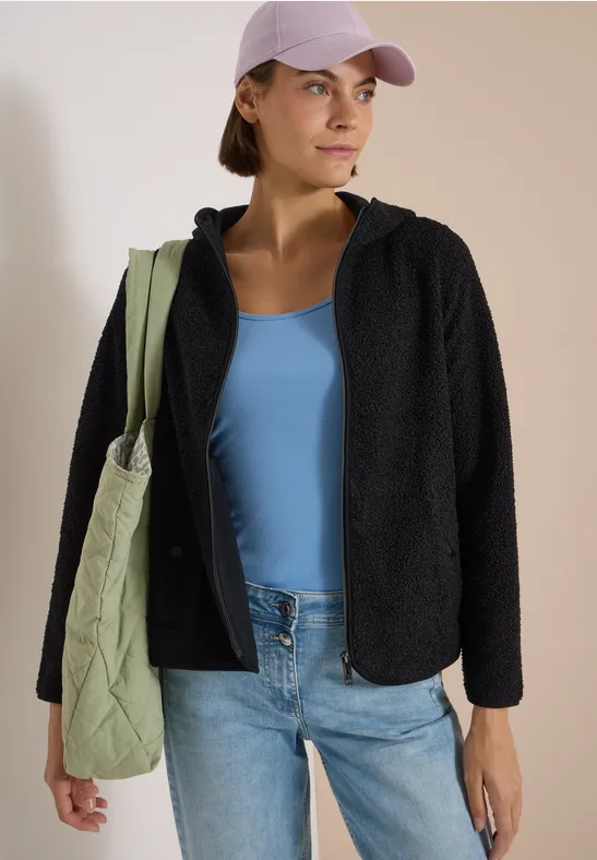 Kuschelige Teddyjacke mit Kapuze
