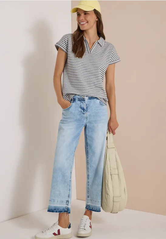 Gestreiftes Poloshirt mit Struktur