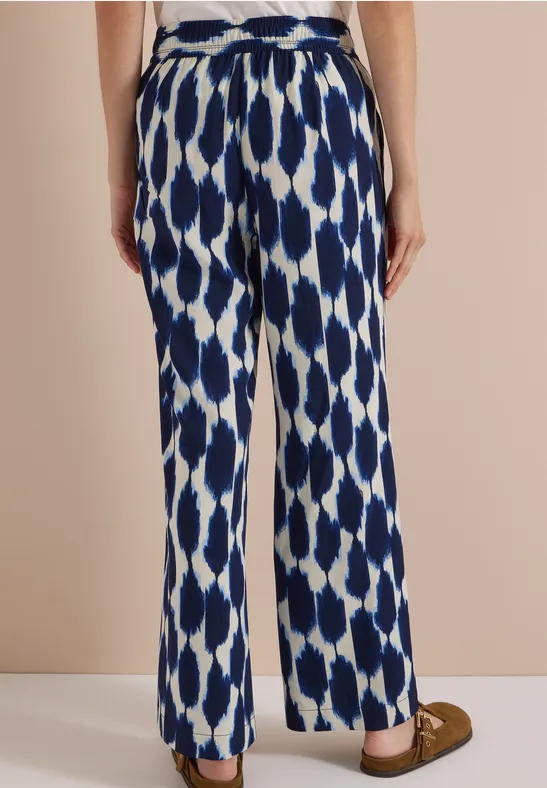 Weite Hose mit Ikat-Muster
