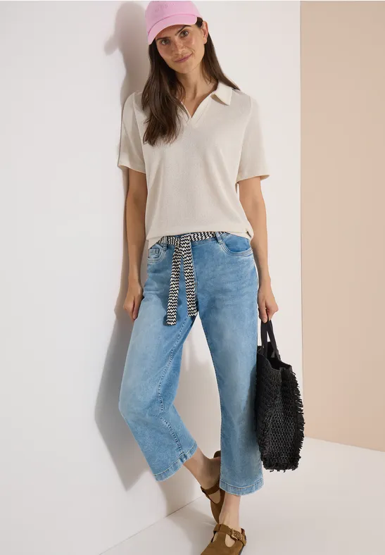 Weite 7/8 Jeans mit Gürtel