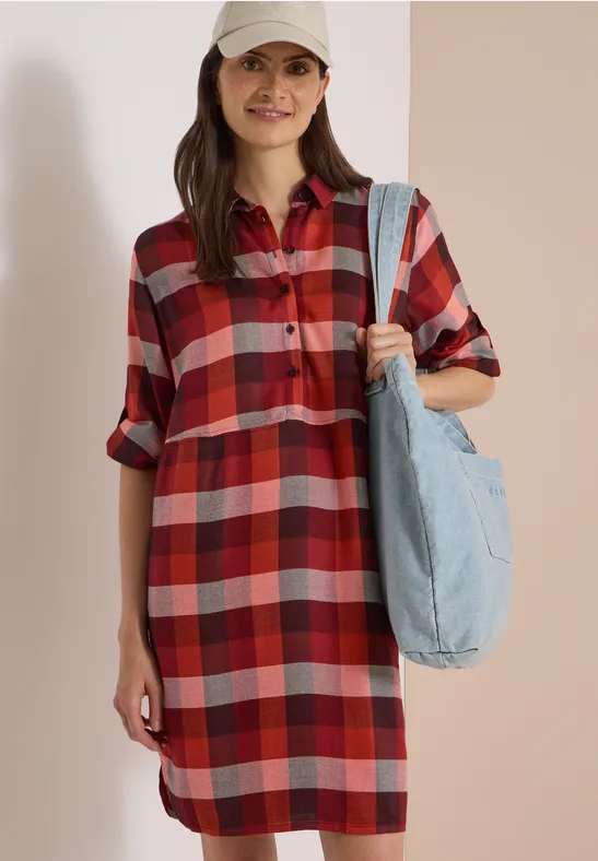Knielanges Hemdblusenkleid mit Karomuster