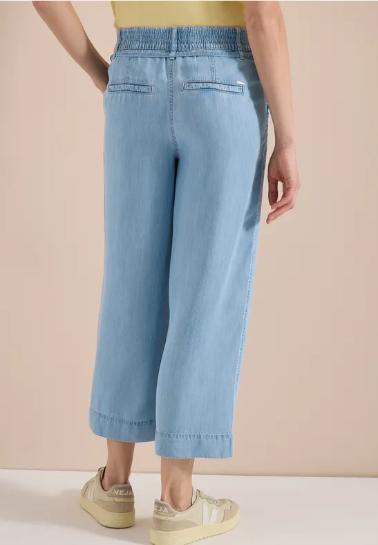 High-Waist-Hose mit weitem Bein