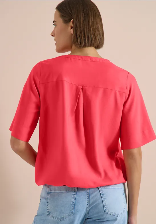 Kurzarmbluse mit Split-Neck
