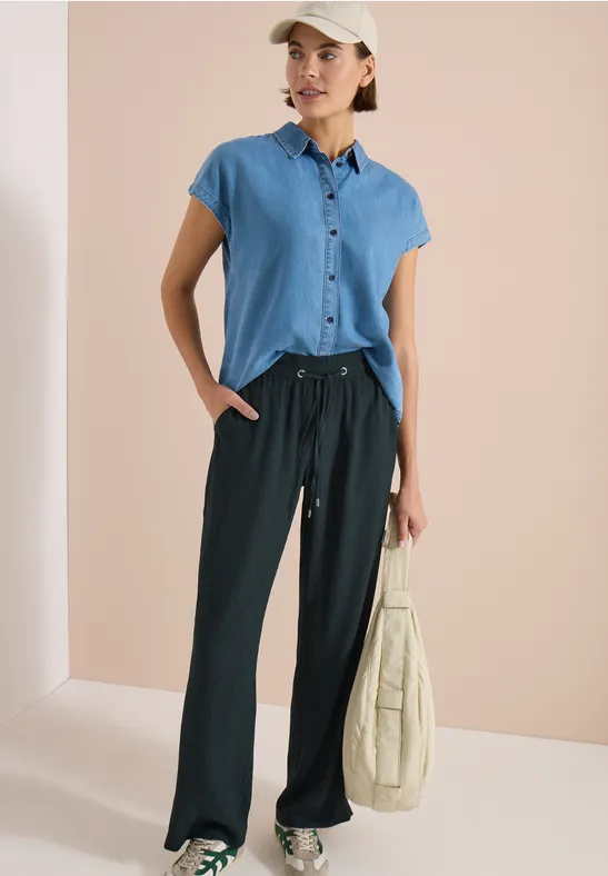Strukturierte Hose im Loose Fit