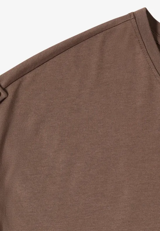 Legeres T-Shirt mit Aufschlagärmeln