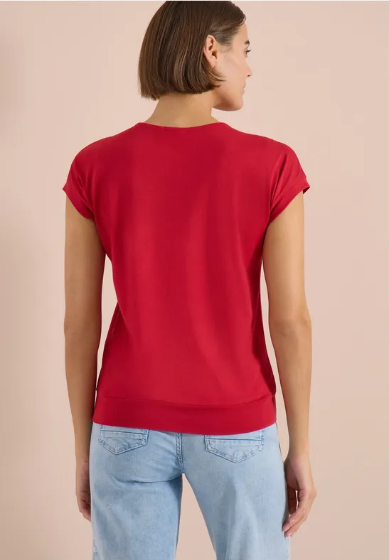 Weiches T-Shirt mit V-Ausschnitt