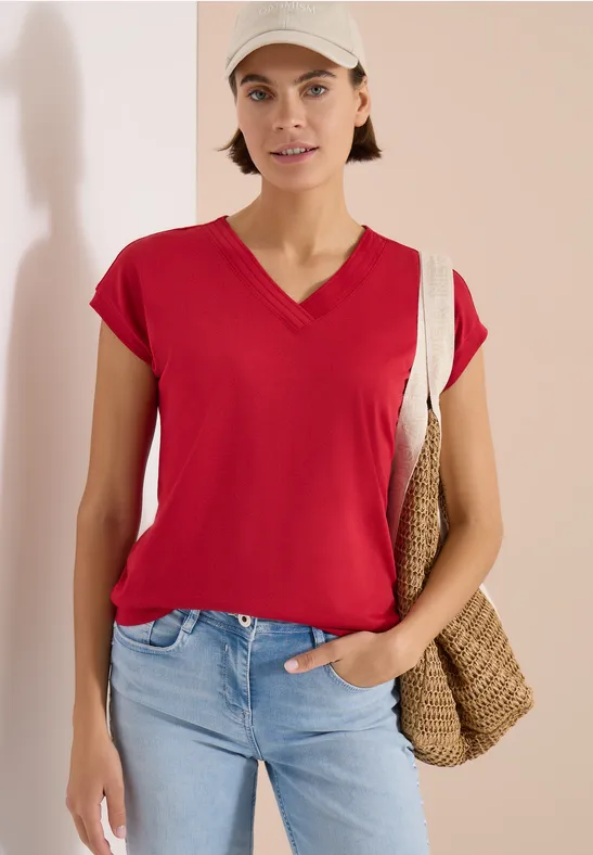 Weiches T-Shirt mit V-Ausschnitt