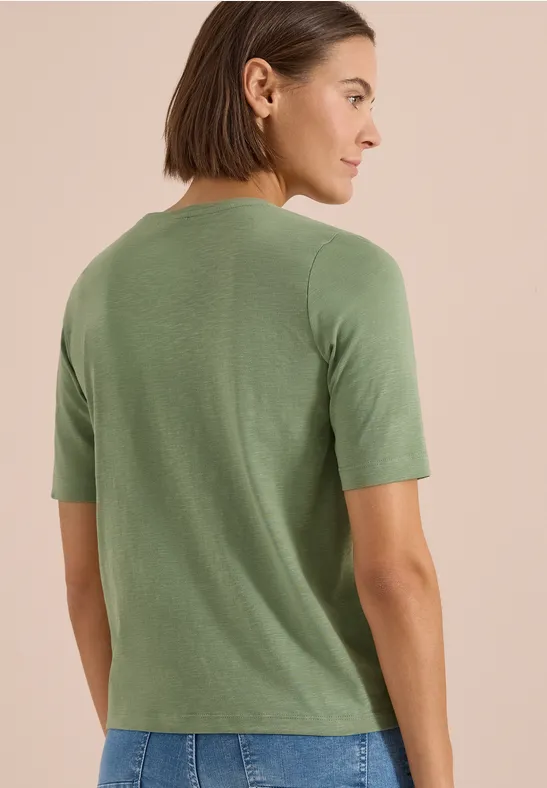 V-Ausschnitt T-Shirt aus Flammgarn-Baumwolle