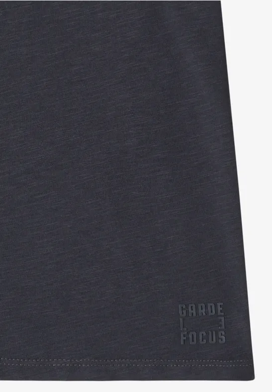 Kurzarm-Shirt mit geschlitztem Rundhals