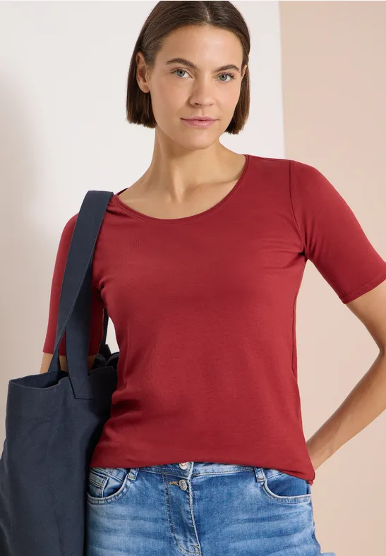 Basic T-Shirt mit Rundhalsausschnitt