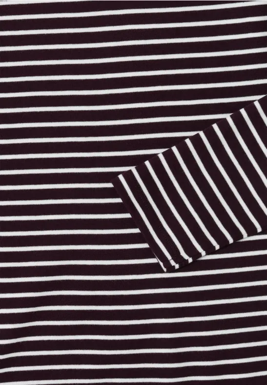 Gestreiftes Langarmshirt mit U-Boot-Ausschnitt