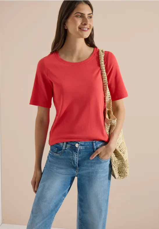 Essenzielles geripptes Baumwoll-T-Shirt