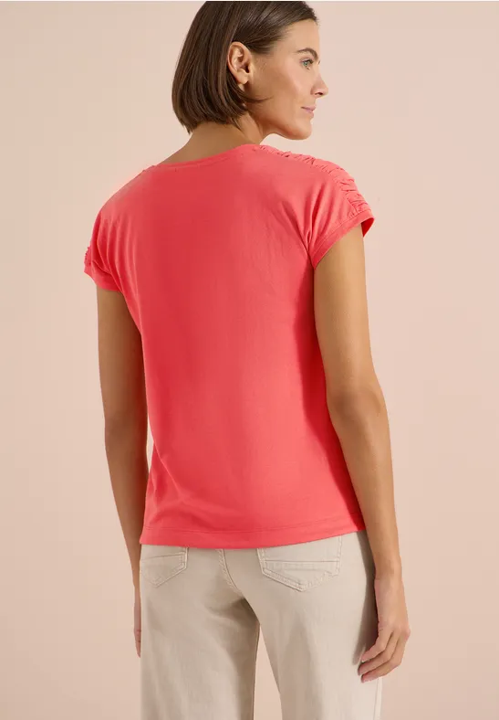 Kurzarmshirt mit Raffung an Schultern