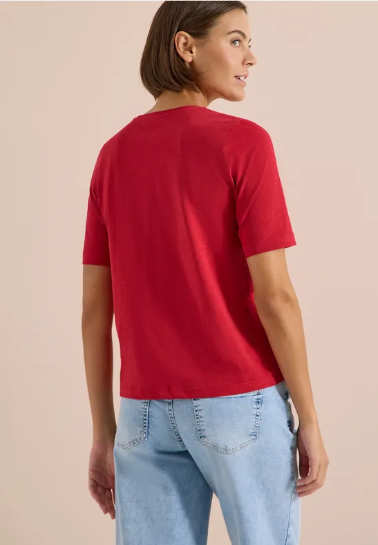 V-Ausschnitt T-Shirt aus Flammgarn