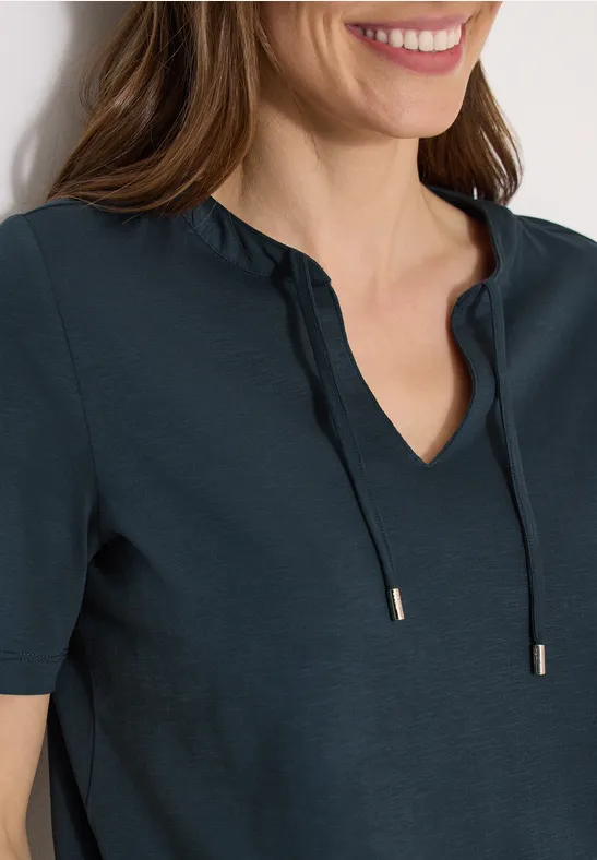 Kurzarmshirt im Tunika-Stil
