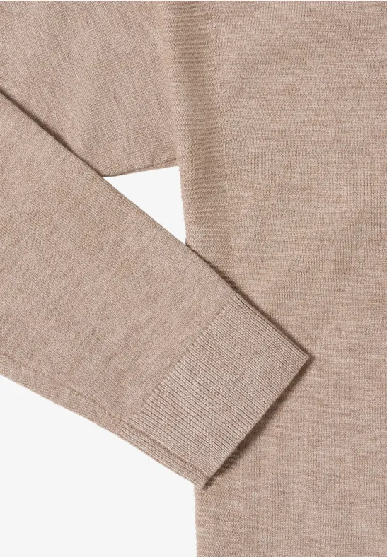 Strukturierter Strickpullover mit U-Boot-Ausschnitt