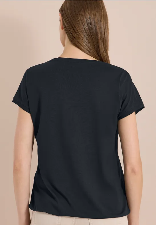 Jerseyshirt mit feiner Schulterspitze