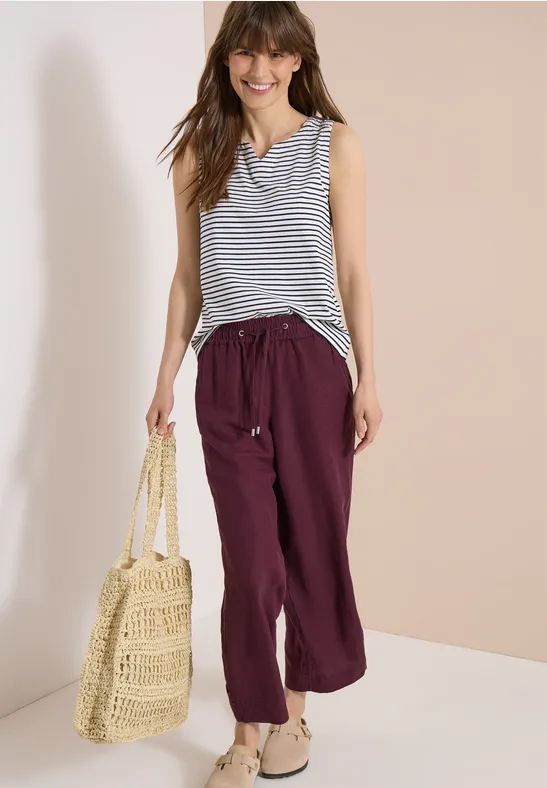 Ärmelloses Streifentop mit Split-Neck