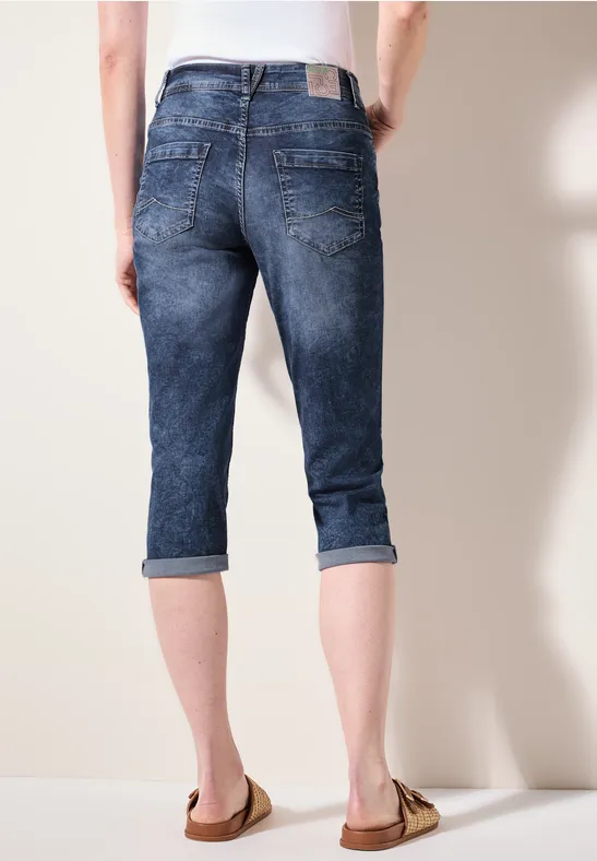 Lässige Slim Fit Capri-Jeans
