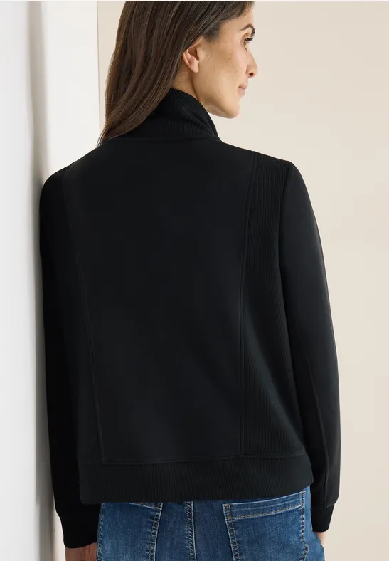 Sportive Sweatjacke mit Struktur