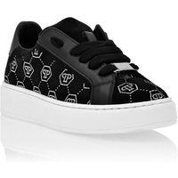 Plateausneaker mit Monogramm und Strass