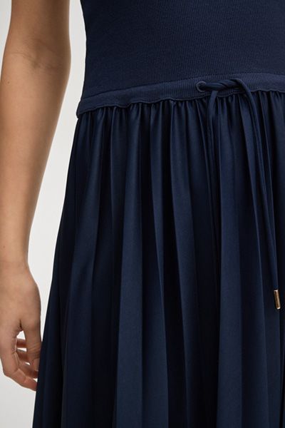 Maxikleid im Tank-Stil mit Plissee