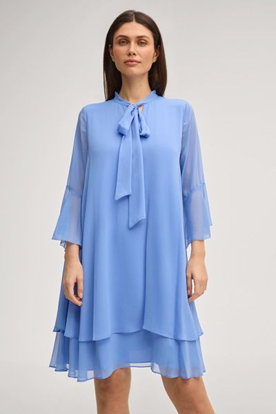 Elegantes Lagen-Minikleid aus Crêpe