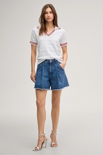 High-Waisted Jeans-Shorts mit Bundfalten