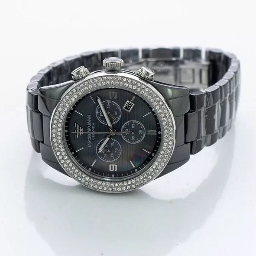 Keramik-Chronograph mit Kristall-Lünette