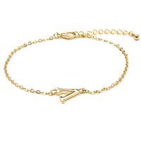 Filigranes Armband mit Buchstaben-Anhänger